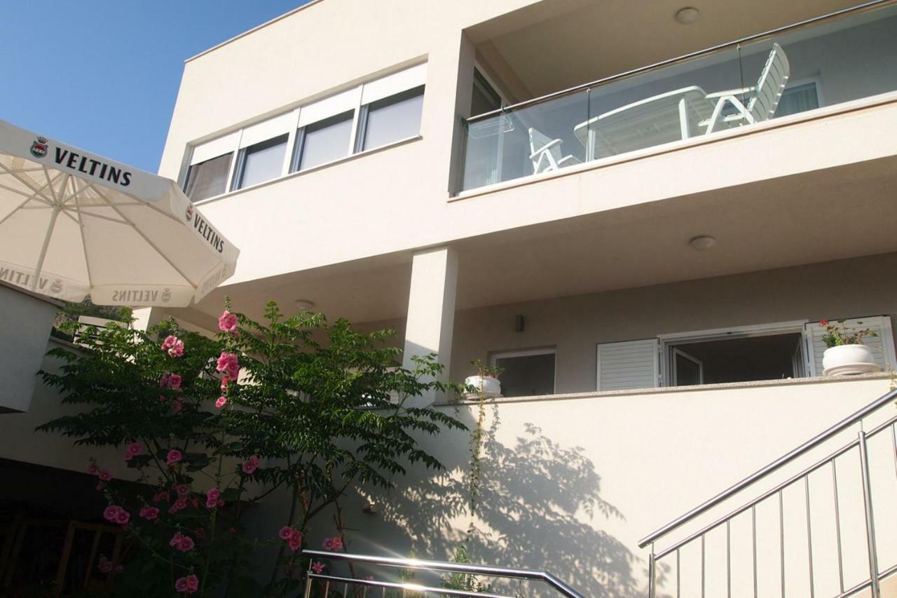 Open Hus Apartment คราวาวิซา ภายนอก รูปภาพ